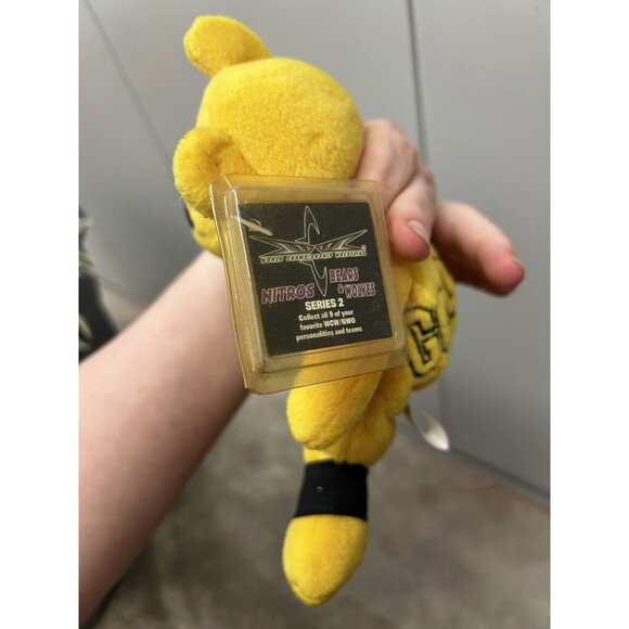 World Championship Wrestling GOLDBERG YOU'RE NEXT beanbag plush Yellow Bear MINT - Picture 4 of 5